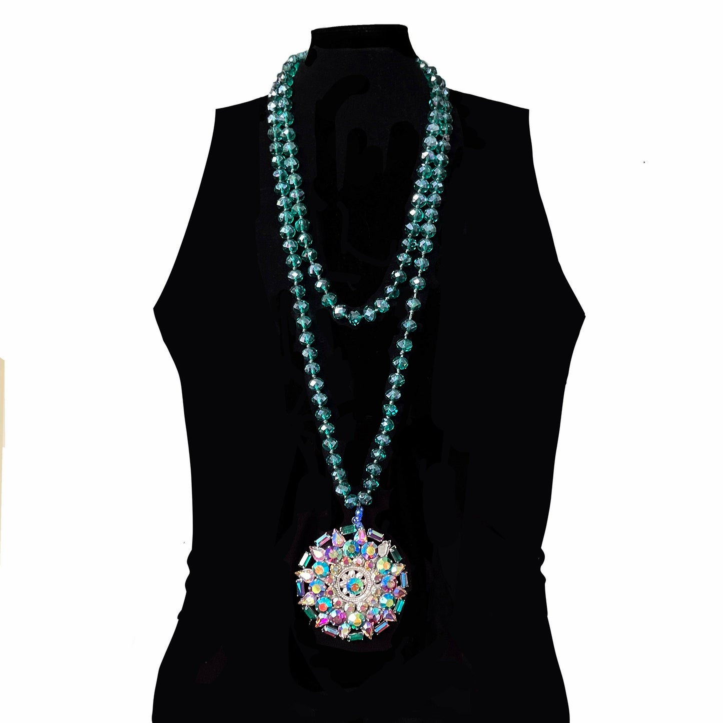 Collana Medaglione Cristalli